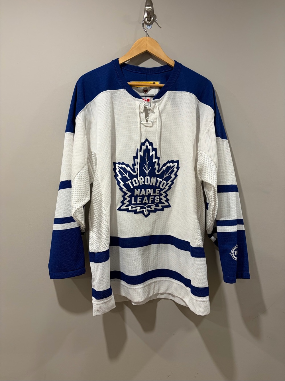 Vintage Toronto Maple Leafs KOHO NHL Hockey Jersey Made in Canada XL Y2K
